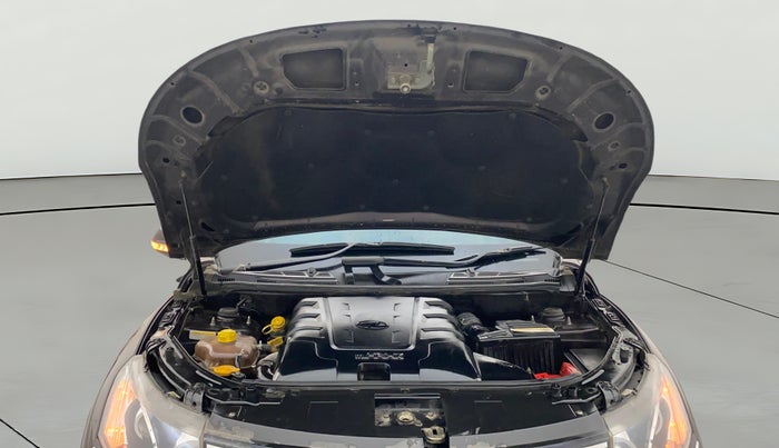 2018 Mahindra XUV500 W10 AT, Diesel, Automatic, 99,702 km, Open Bonet