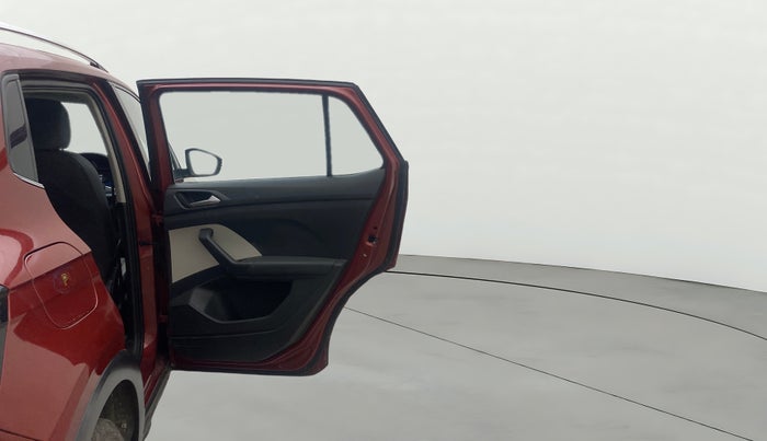 2022 Volkswagen TAIGUN TOPLINE 1.0 TSI AT, Petrol, Automatic, 44,181 km, RHS Rear Door