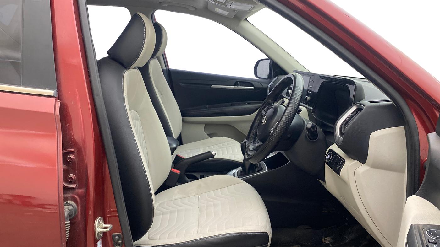 2020 KIA SONET HTX 1.5, Diesel, Manual, 70,428 km, Right Side Front Door Cabin