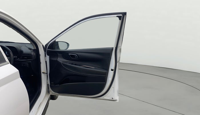 2022 Hyundai NEW I20 ASTA (O) 1.2 AT, Petrol, Automatic, 72,207 km, RHS Front Door