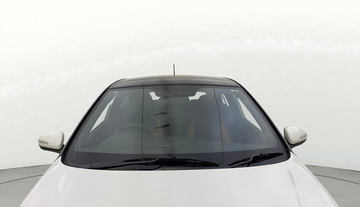 2017 Hyundai Elite i20 ASTA 1.2 DUAL TONE, Petrol, Manual, 31,134 km, Front Windshield