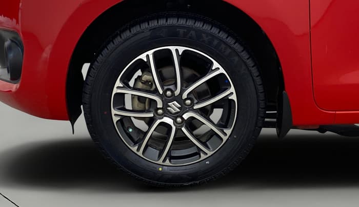 2022 Maruti Swift ZXI PLUS AMT DUAL TONE, Petrol, Automatic, 82,587 km, Left Front Wheel