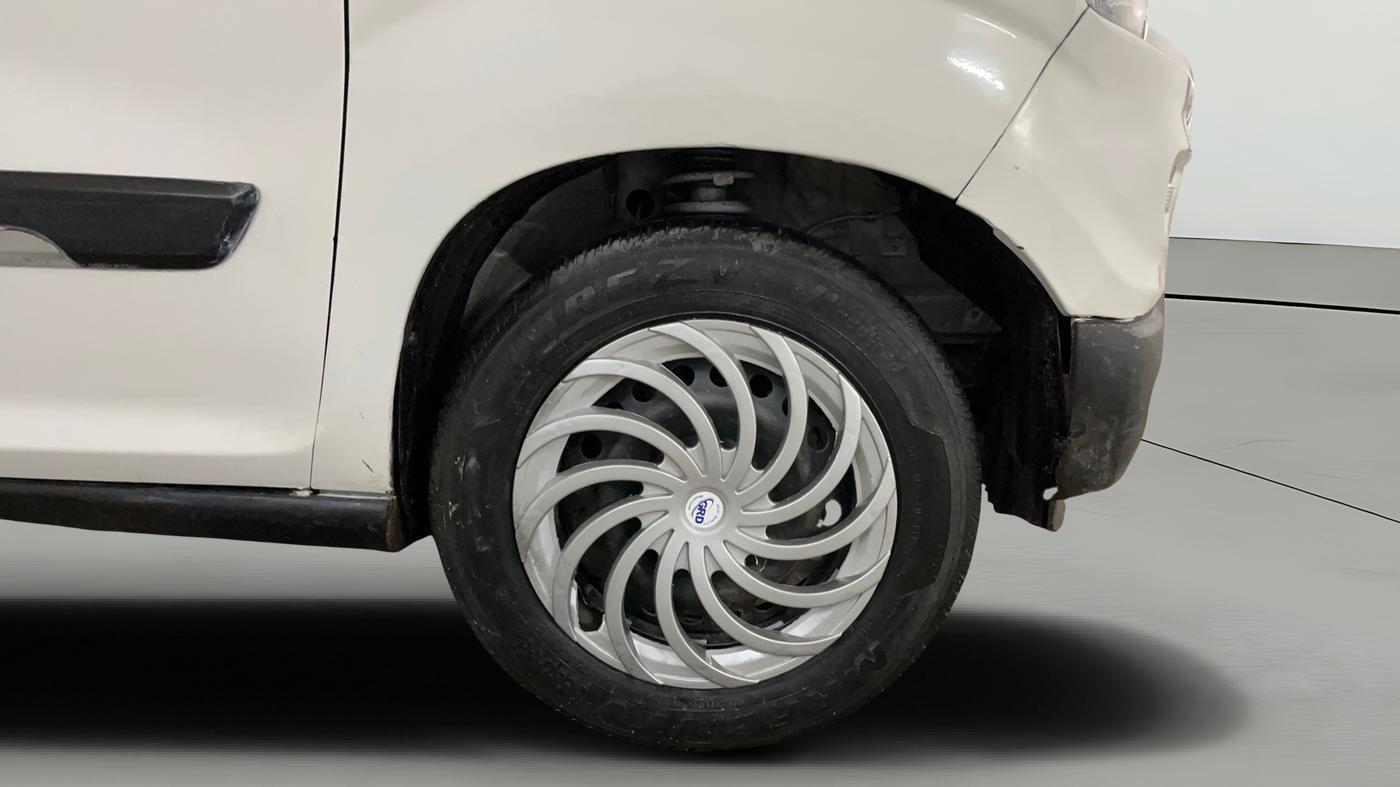 2022 Maruti S PRESSO VXI (O), Petrol, Manual, 89,894 km, Right Front Wheel