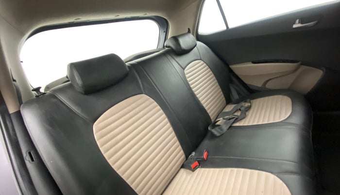 2014 Hyundai Grand i10 ASTA 1.2 KAPPA VTVT, Petrol, Manual, 28,038 km, Right Side Rear Door Cabin