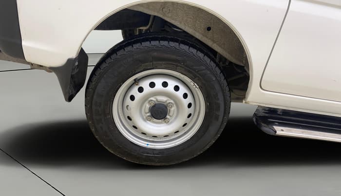 2023 Maruti Eeco 7 STR STD 1.2, Petrol, Manual, 12,138 km, Right Rear Wheel