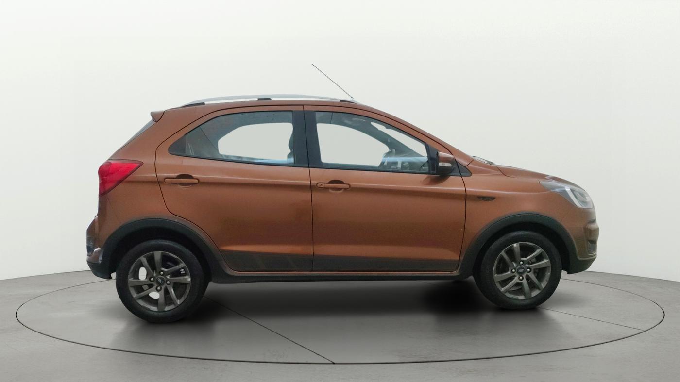 2020 Ford FREESTYLE TITANIUM PLUS 1.5 DIESEL, Diesel, Manual, 77,182 km, Right Side View
