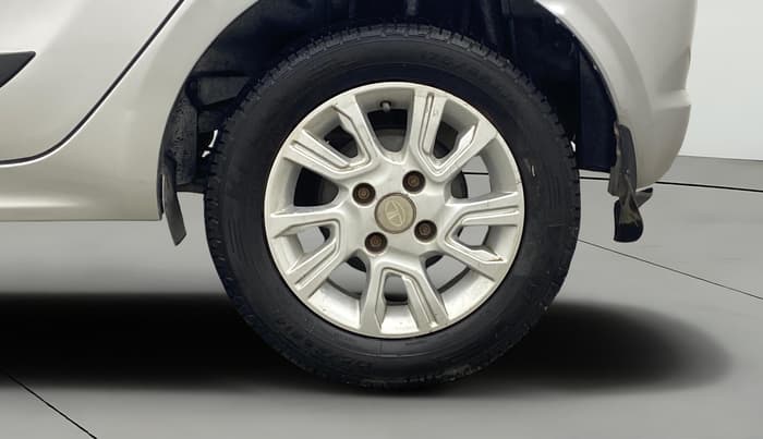 2018 Tata Tiago XZA PETROL, Petrol, Automatic, 76,159 km, Left Rear Wheel