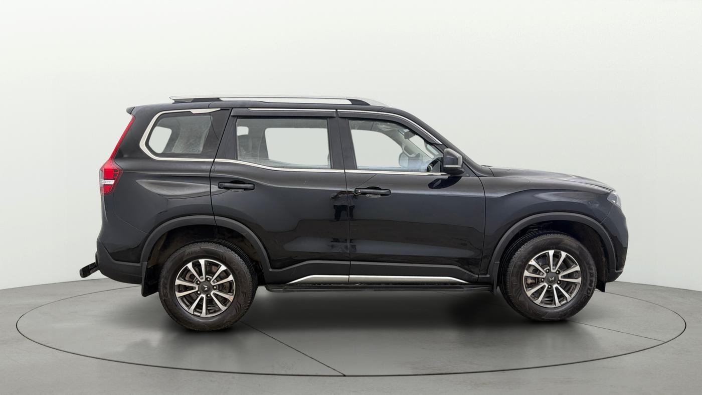 2025 Mahindra SCORPIO-N Z8 Select Petrol MT, Petrol, Manual, 5,055 km, Right Side View