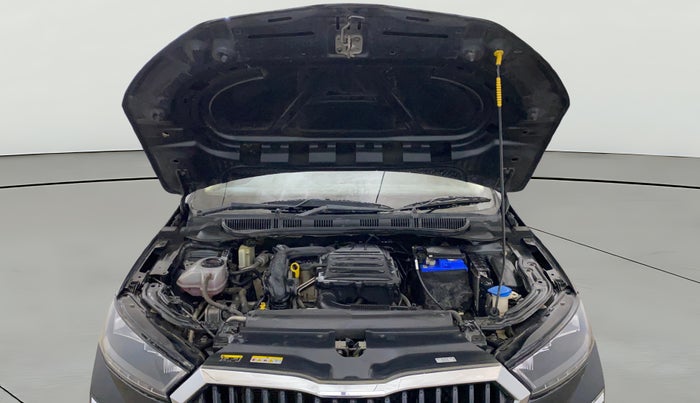 2022 Skoda SLAVIA AMBITION 1.0L TSI MT, Petrol, Manual, 39,196 km, Open Bonet