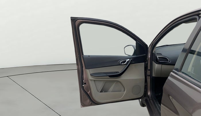 2017 Tata Tiago XZ PETROL, Petrol, Manual, 95,540 km, LHS Front Door