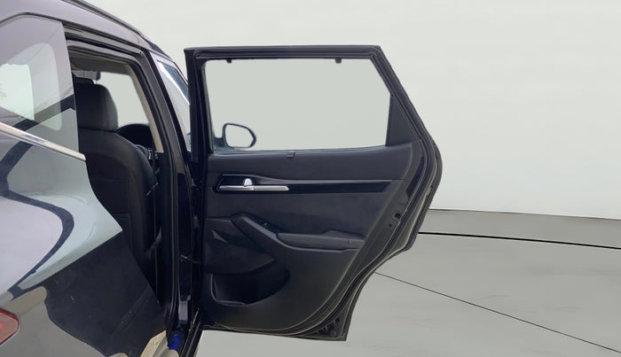 2021 KIA SELTOS HTX ANNIVERSARY EDITION 1.5 PETROL, Petrol, Manual, 61,904 km, RHS Rear Door