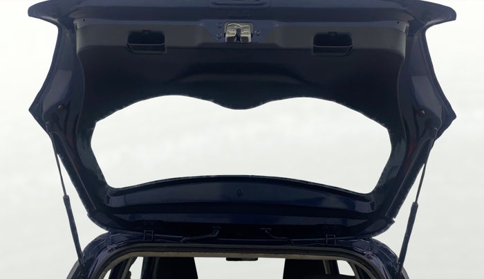 2018 Maruti Swift ZXI AMT, Petrol, Automatic, 92,888 km, Boot Door Open