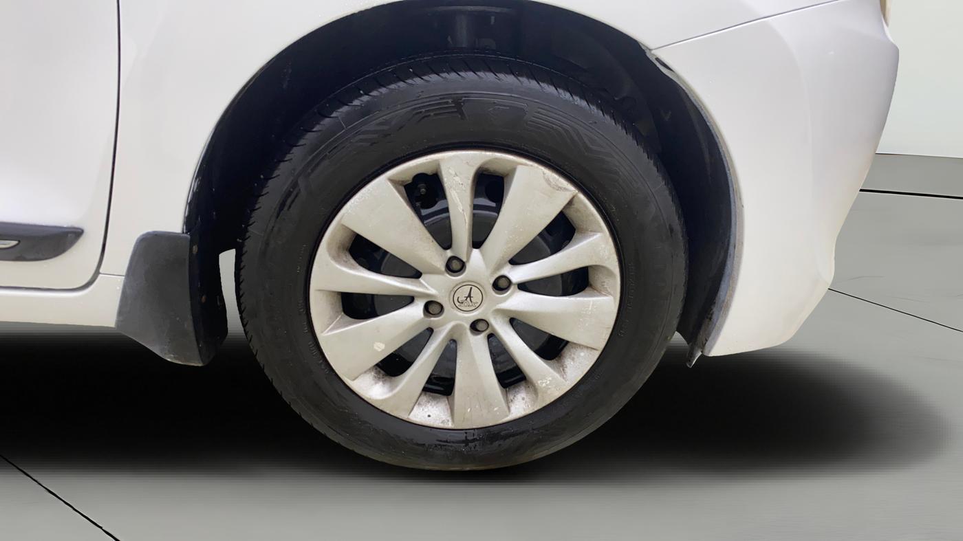 2018 Maruti Baleno DELTA PETROL 1.2, Petrol, Manual, 52,009 km, Right Front Wheel