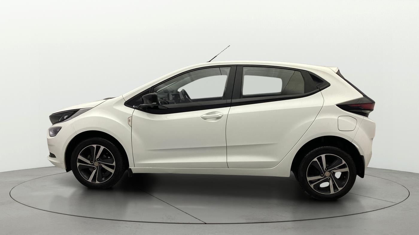2020 Tata ALTROZ XZ PETROL, Petrol, Manual, 36,994 km, Left Side