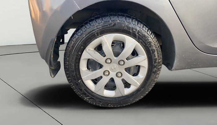 2015 Hyundai Eon MAGNA +, Petrol, Manual, 68,938 km, Right Rear Wheel