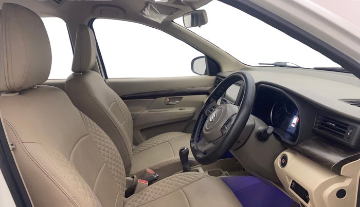2021 Maruti Ertiga ZXI SHVS, Petrol, Manual, 30,368 km, Right Side Front Door Cabin