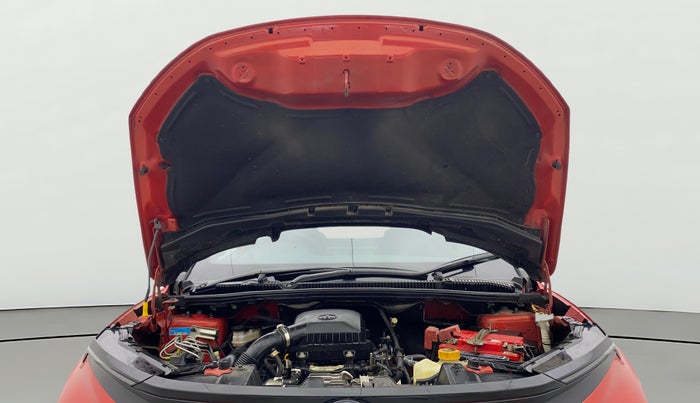 2023 Tata NEXON FEARLESS + SUNROOF DCA DUAL TONE 1.2 PETROL, Petrol, Automatic, 27,496 km, Open Bonet