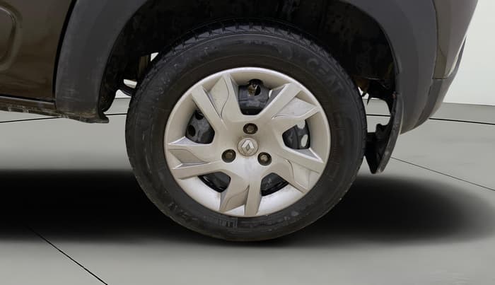 2021 Renault Kwid RXT 1.0 (O), Petrol, Manual, 27,939 km, Left Rear Wheel