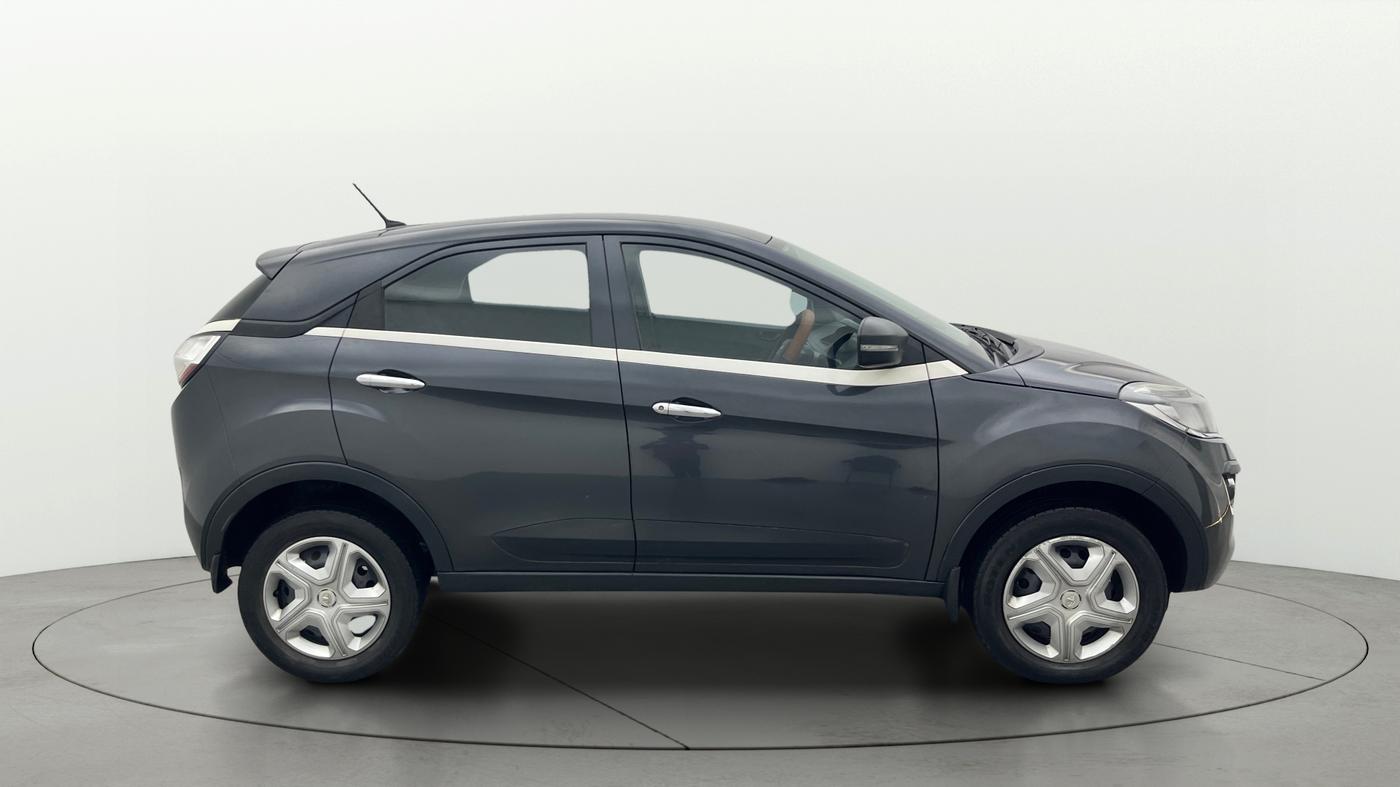2019 Tata NEXON XM PETROL, Petrol, Manual, 1,13,794 km, Right Side View