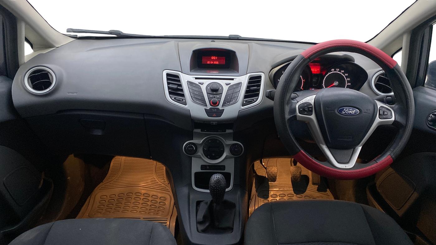 2013 Ford Fiesta STYLE DIESEL, Diesel, Manual, 98,576 km, Dashboard