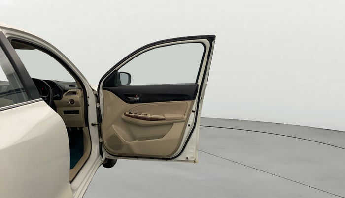 2018 Maruti Dzire ZDI, Diesel, Manual, 1,28,971 km, RHS Front Door