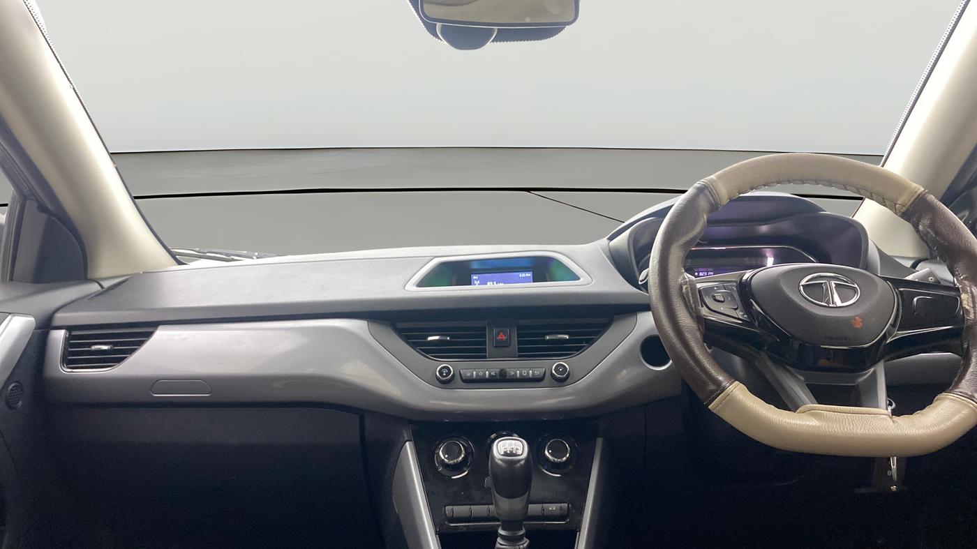 2022 Tata NEXON XM SUNROOF PETROL, Petrol, Manual, 54,677 km, Air Conditioner