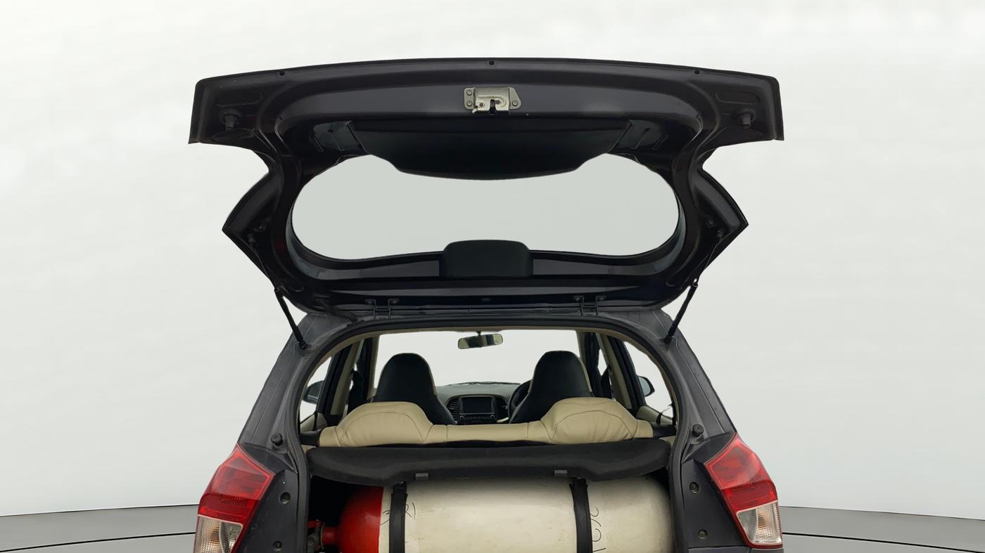 2019 Hyundai NEW SANTRO SPORTZ CNG, CNG, Manual, 85,746 km, Boot Door Open