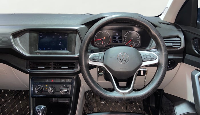 2023 Volkswagen TAIGUN COMFORTLINE 1.0 TSI MT, Petrol, Manual, 12,833 km, Steering Wheel Close Up