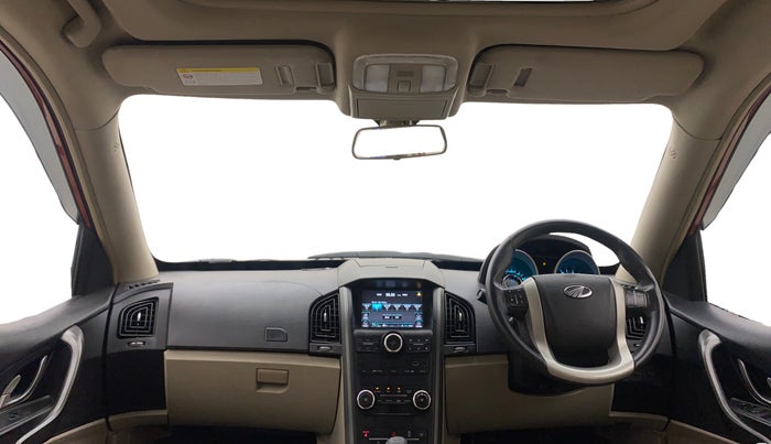 2015 Mahindra XUV500 W10, Diesel, Manual, 95,830 km, Dashboard