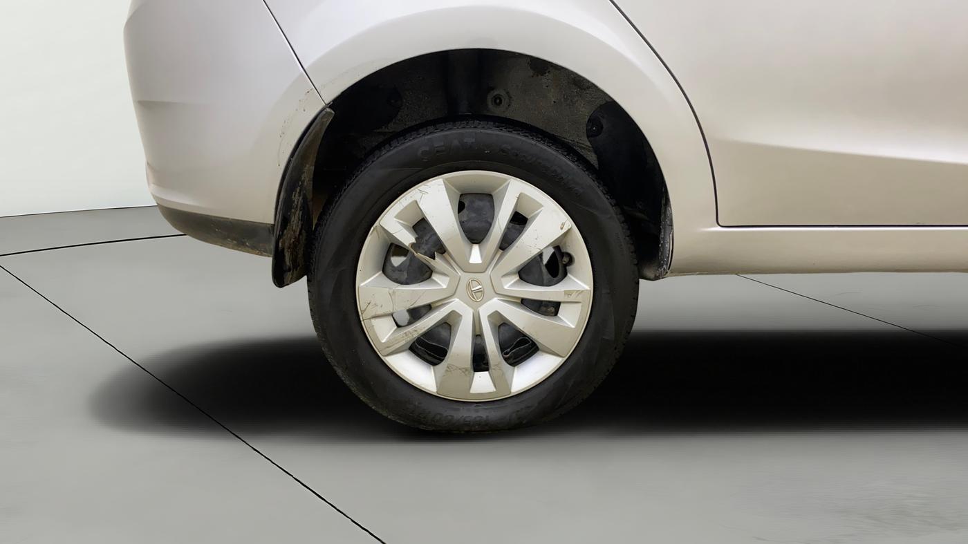 2016 Tata Zest XM PETROL, Petrol, Manual, 60,688 km, Right Rear Wheel
