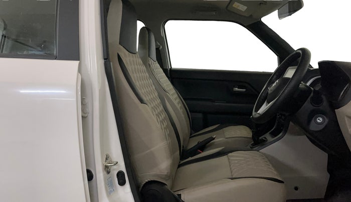 2024 Maruti New Wagon-R ZXI PLUS 1.2, Petrol, Manual, 1,417 km, Right Side Front Door Cabin
