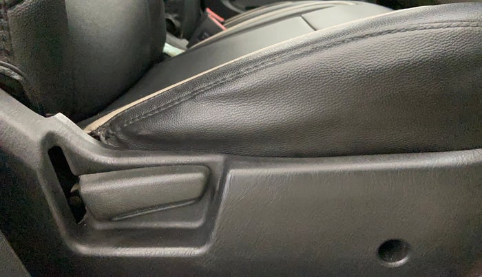 2022 Maruti Alto LXI OPT CNG, CNG, Manual, 15,259 km, Driver Side Adjustment Panel