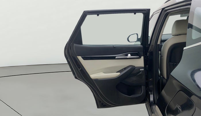 2019 KIA SELTOS HTX PLUS 1.5 DIESEL, Diesel, Manual, 1,07,500 km, LHS Rear Door