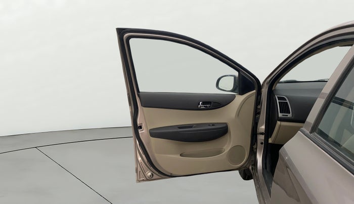 2012 Hyundai i20 MAGNA 1.2, Petrol, Manual, 30,545 km, LHS Front Door