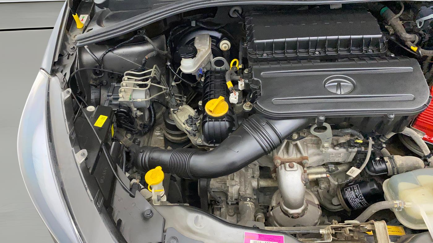 2021 Tata Tiago XE PETROL, Petrol, Manual, 24,131 km, Engine View - Right