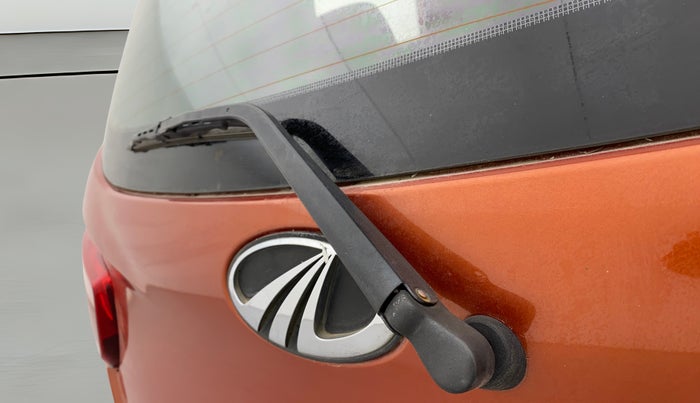 2016 Mahindra Kuv100 K6 6 STR, Petrol, Manual, 46,522 km, Rear Wiper