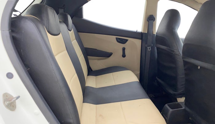 2017 Hyundai Eon ERA + SE, Petrol, Manual, 36,345 km, Right Side Rear Door Cabin