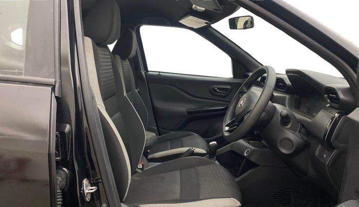 2023 Nissan MAGNITE XV CVT TURBO KURO EDITION , Petrol, Automatic, 19,301 km, Right Side Front Door Cabin