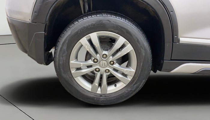 2017 Maruti Vitara Brezza ZDI PLUS, Diesel, Manual, 82,816 km, Right Rear Wheel
