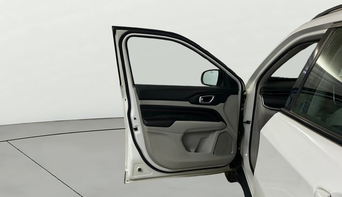 2021 Jeep Compass LONGITUDE (O) 2.0 DIESEL, Diesel, Manual, 1,08,615 km, LHS Front Door