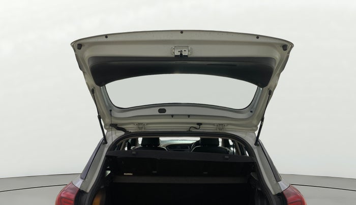 2020 Hyundai Elite i20 ASTA 1.2 (O), Petrol, Manual, 63,352 km, Boot Door Open