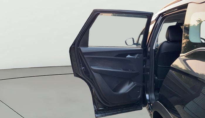 2021 MG HECTOR SMART HYBRID 1.5 PETROL, Petrol, Manual, 42,729 km, LHS Rear Door