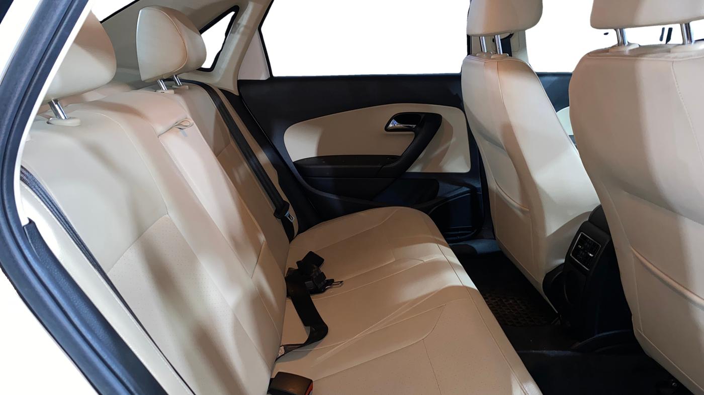2019 Skoda Rapid STYLE 1.6 MPI AT, Petrol, Automatic, 10,242 km, Right Side Rear Door Cabin