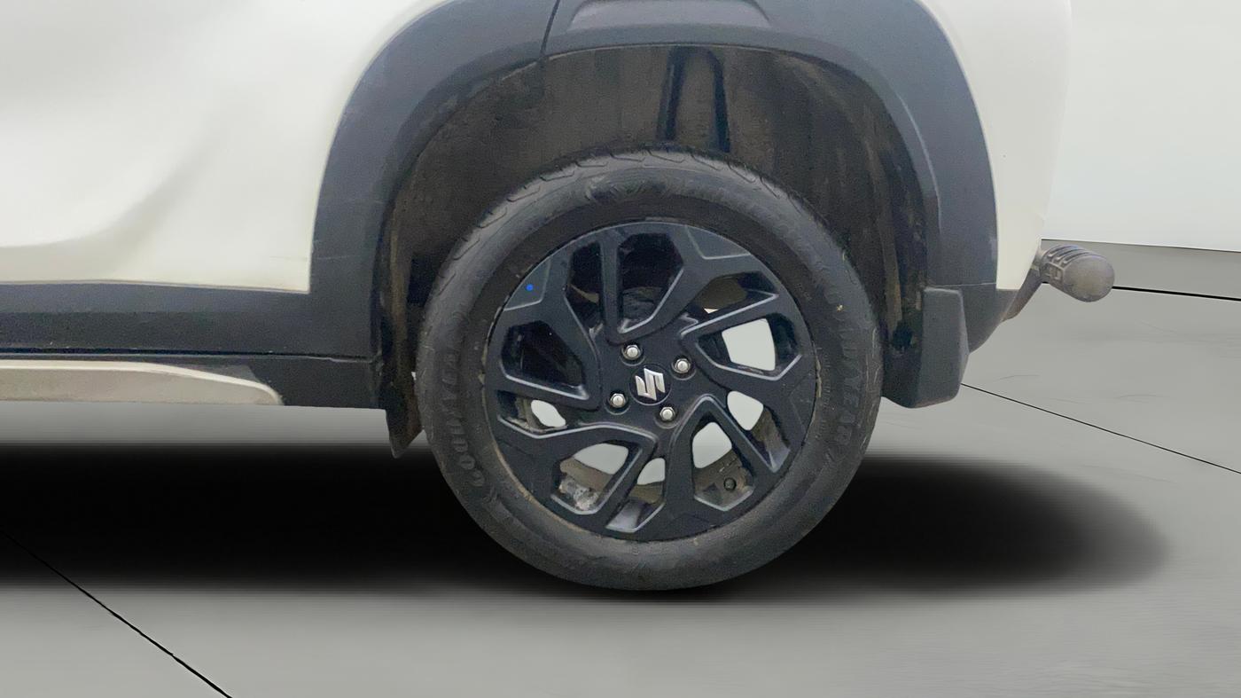 2025 Maruti FRONX ZETA 1.0 TURBO MT, Petrol, Manual, 7,925 km, Left Rear Wheel
