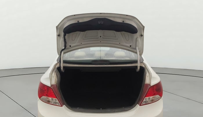 2013 Hyundai Verna FLUIDIC 1.6 VTVT SX, Petrol, Manual, 76,331 km, Boot Door Open