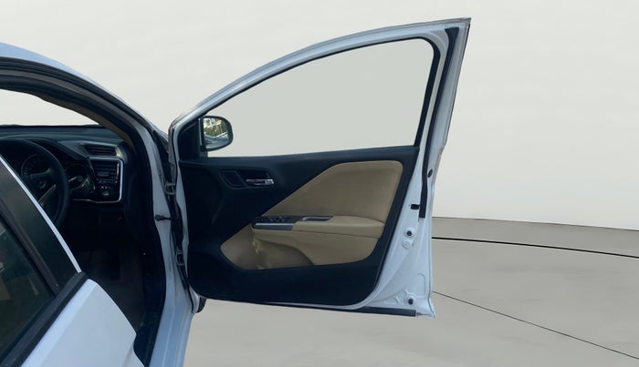 2016 Honda City 1.5L I-VTEC V MT, Petrol, Manual, 32,920 km, RHS Front Door