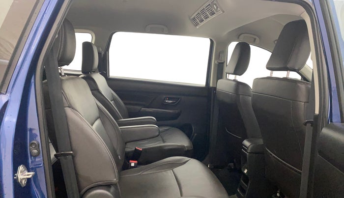 2020 Maruti XL6 ALPHA MT, Petrol, Manual, 41,220 km, Right Side Rear Door Cabin