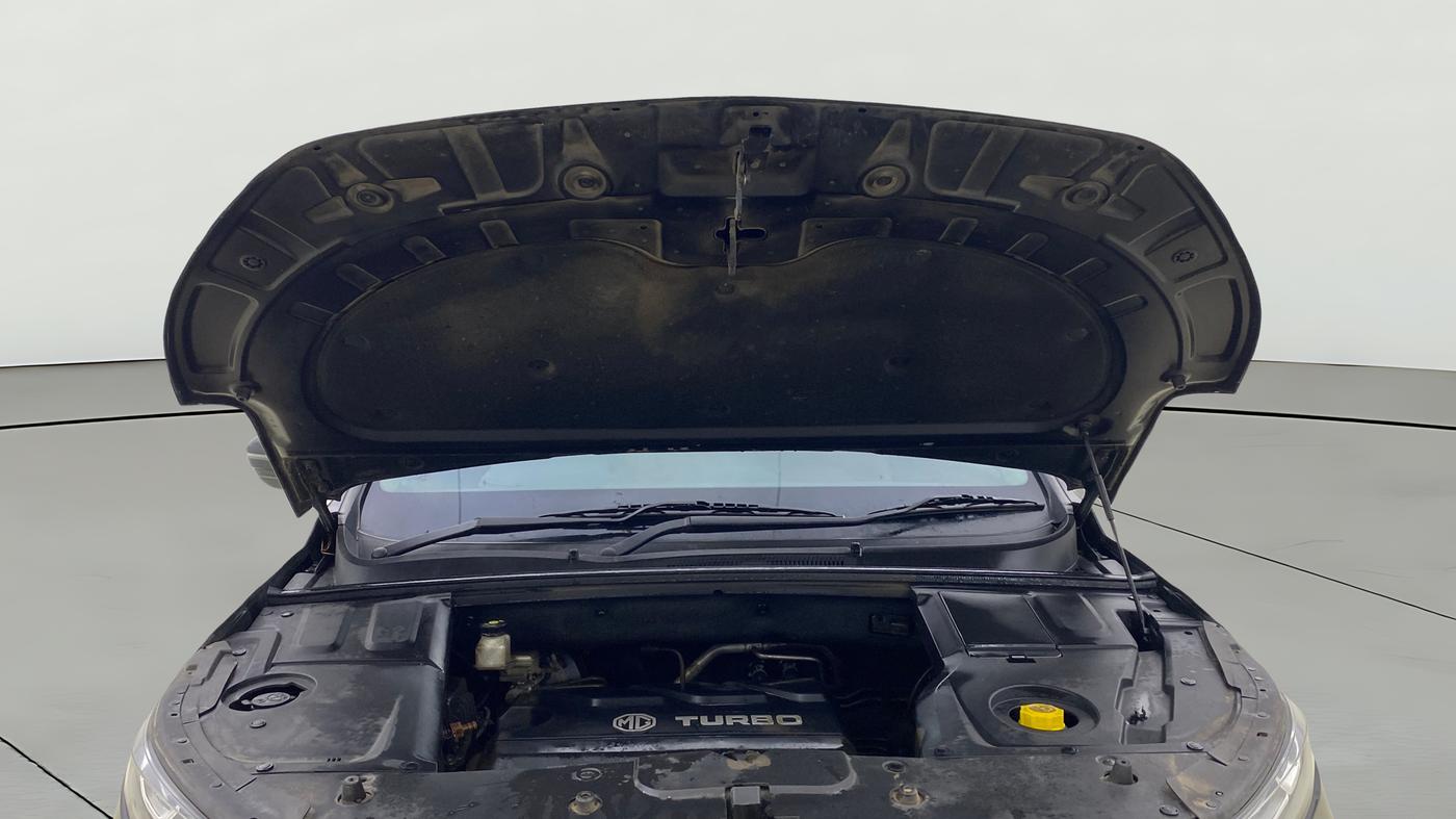2020 MG HECTOR PLUS SHARP 1.5 PETROL TURBO DCT 6-STR, Petrol, Automatic, 1,12,132 km, Open Bonet