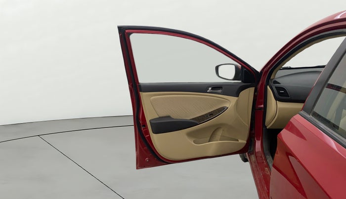 2016 Hyundai Verna 1.6 VTVT SX, Petrol, Manual, 31,268 km, LHS Front Door