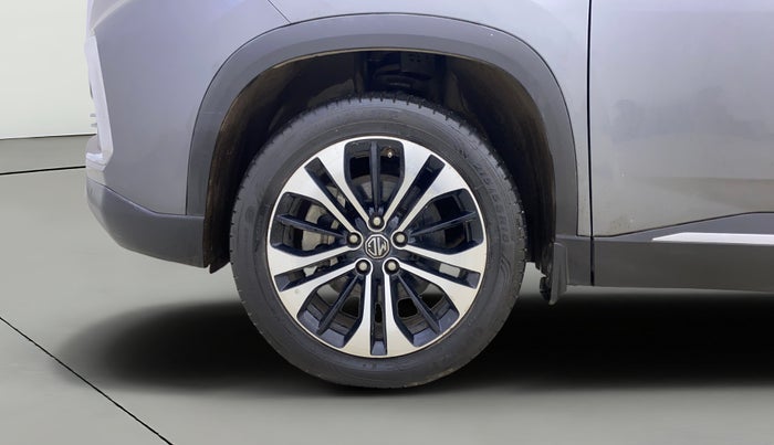 2022 MG HECTOR SHARP 1.5 CVT PETROL DUAL TONE, Petrol, Automatic, 17,166 km, Left Front Wheel